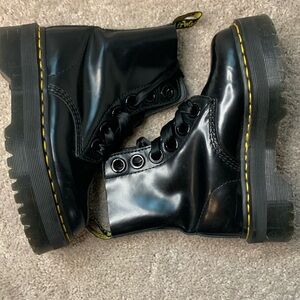 De. martins Air Cushion Sole Platform boots